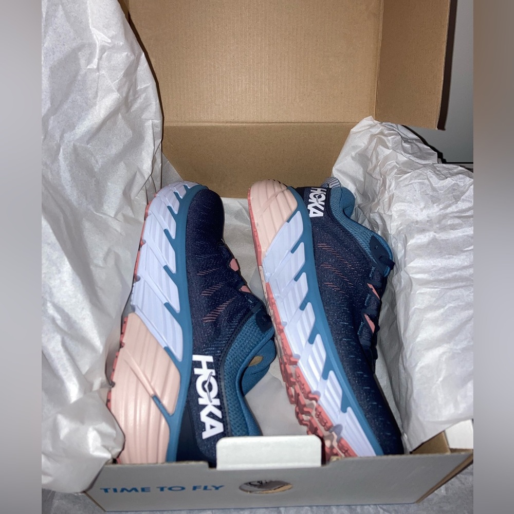 Hoka Gaviota 3 - New in Original Box